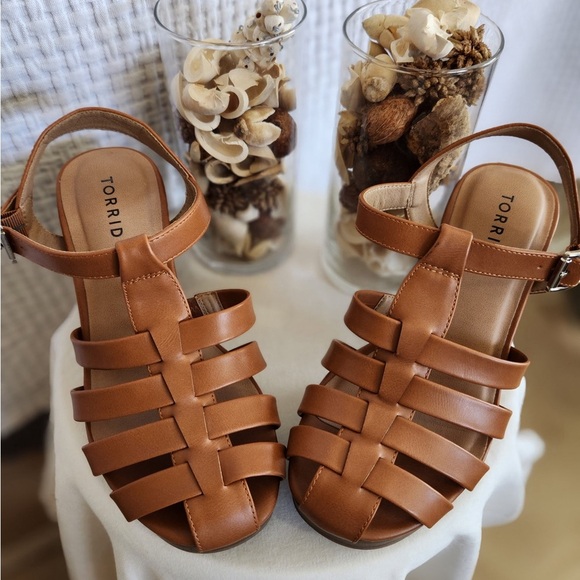Torrid Tan Strappy Sandals - Picture 6 of 16